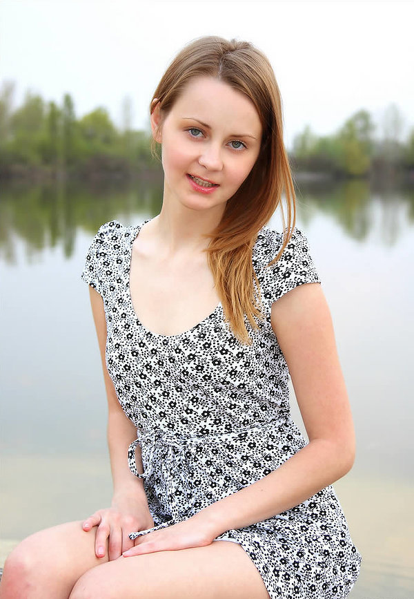 Светуся, 22 года, 0 размер груди